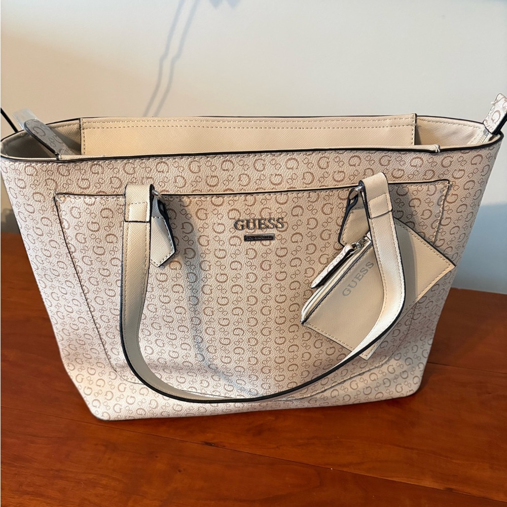 GUESS Logo Tote Bag Cream Beige Monogram Shoulder Bag NWOT - Picture 2 of 13